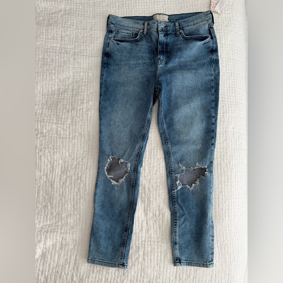 Free People NWT Busted Skinny Jeans 31S - Picture 5 of 8